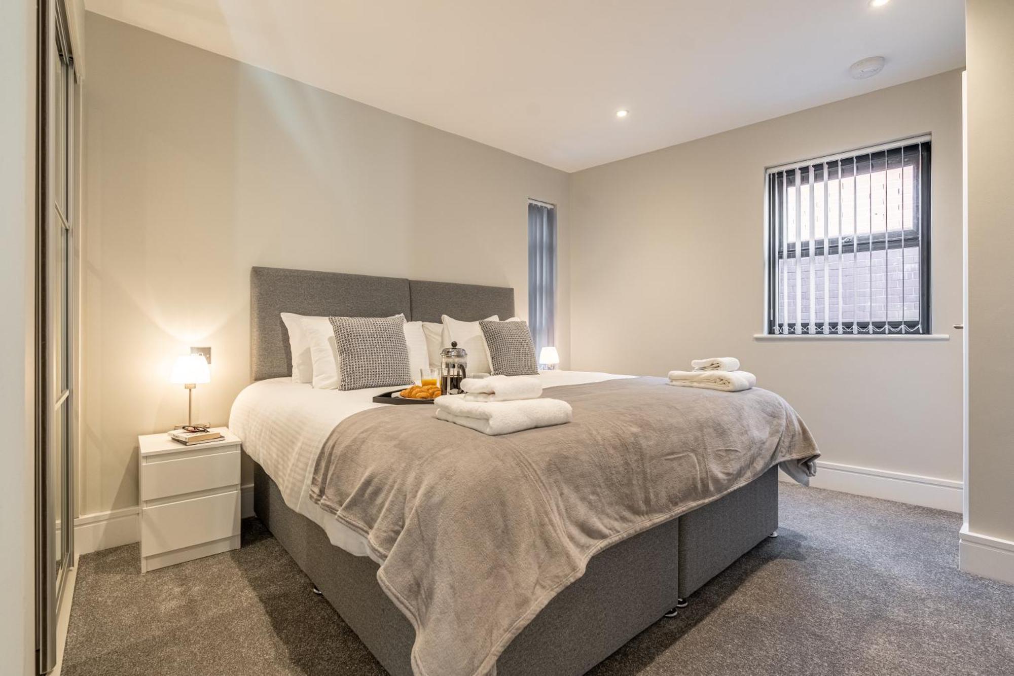 Bond House By Celador Apartments Reading Bagian luar foto