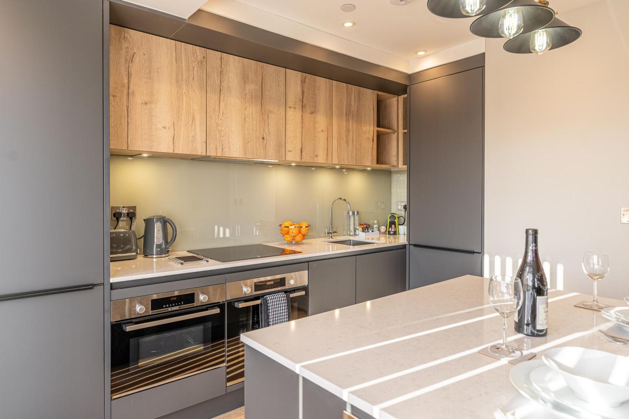 Bond House By Celador Apartments Reading Bagian luar foto