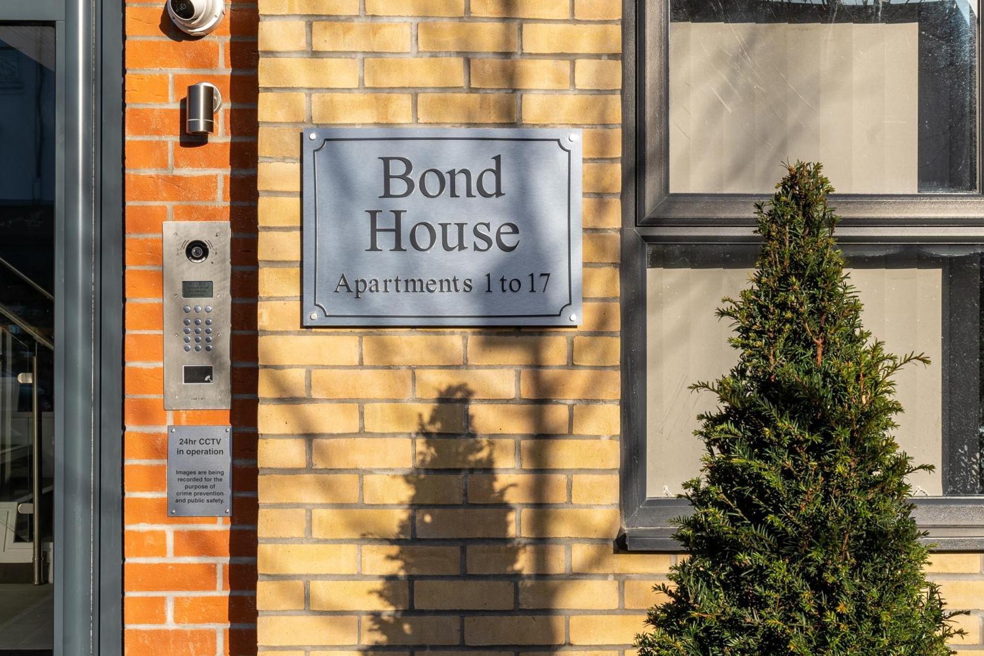 Bond House By Celador Apartments Reading Bagian luar foto